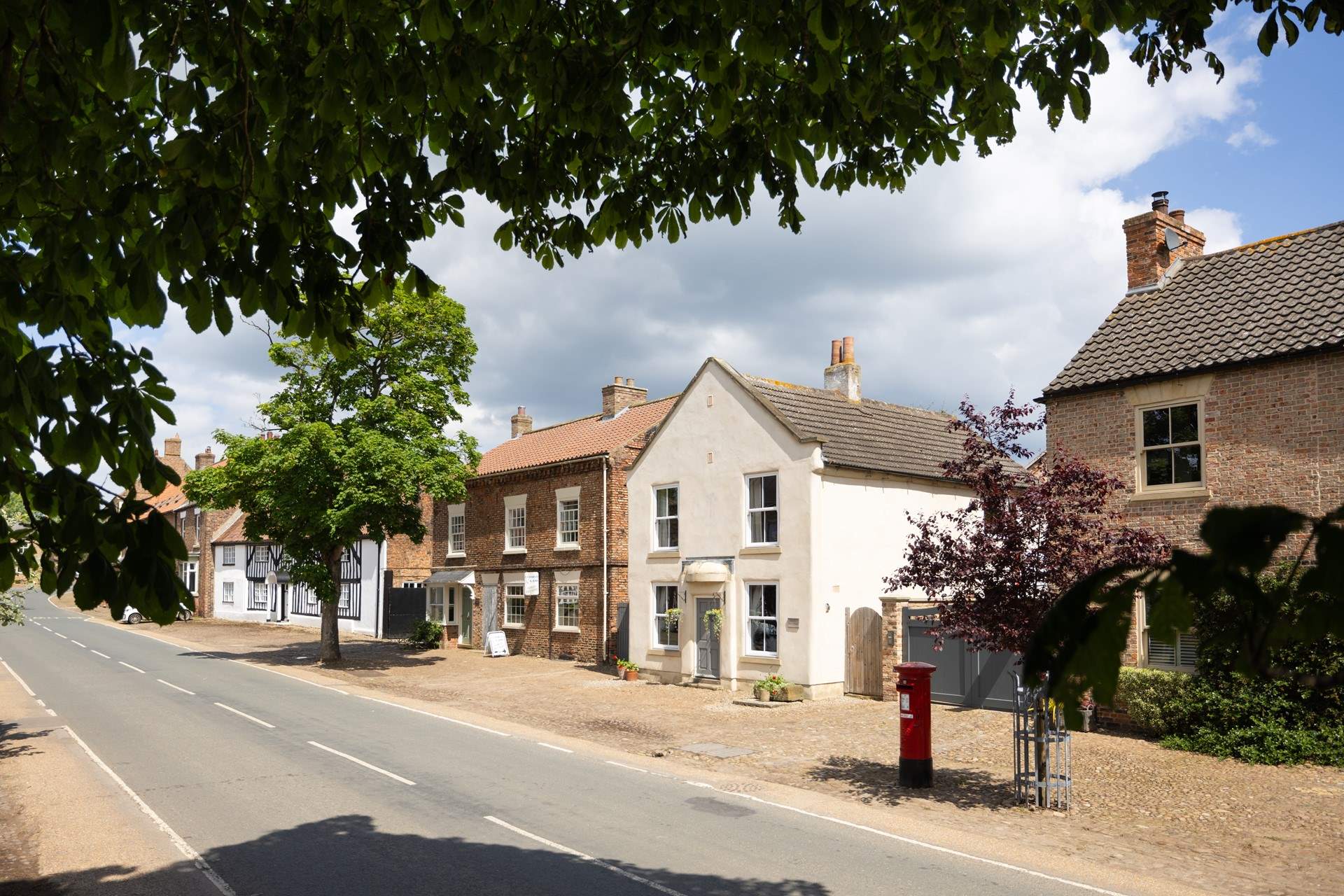 A quintessential north Yorkshire cobbled village street.
