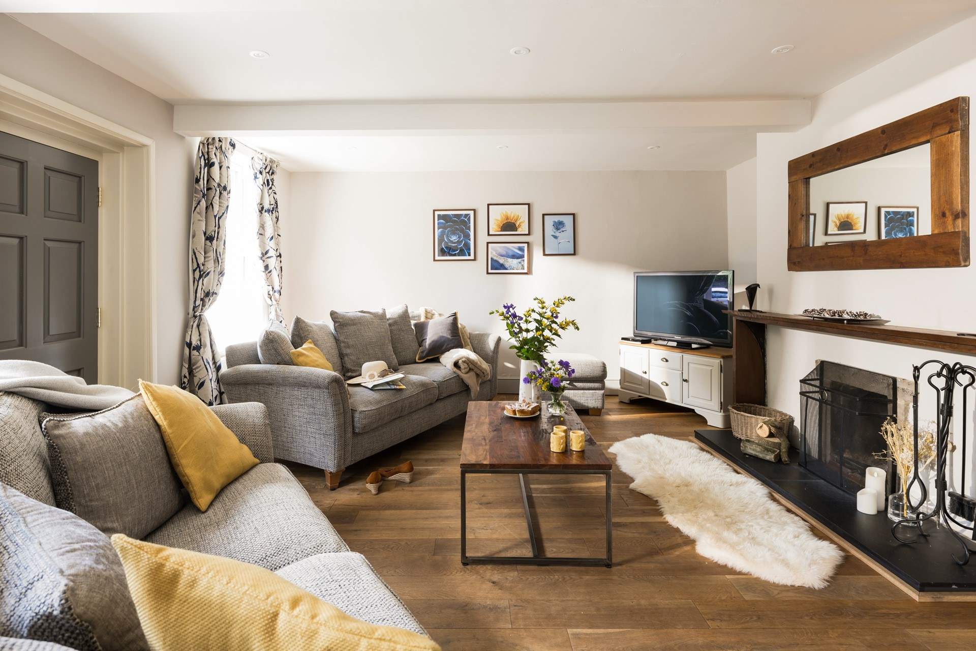 Put your feet up and relax on the sumptuous sofas.