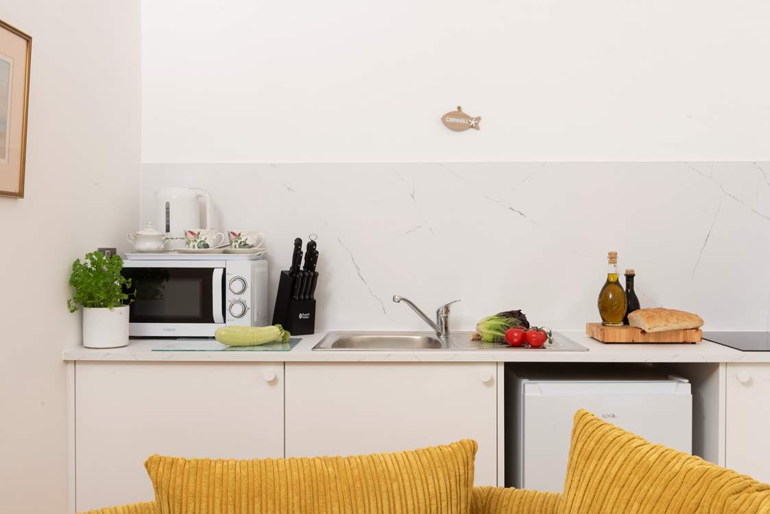 There is a renowned cafe on site, but you also have a compact kitchen for private dining.