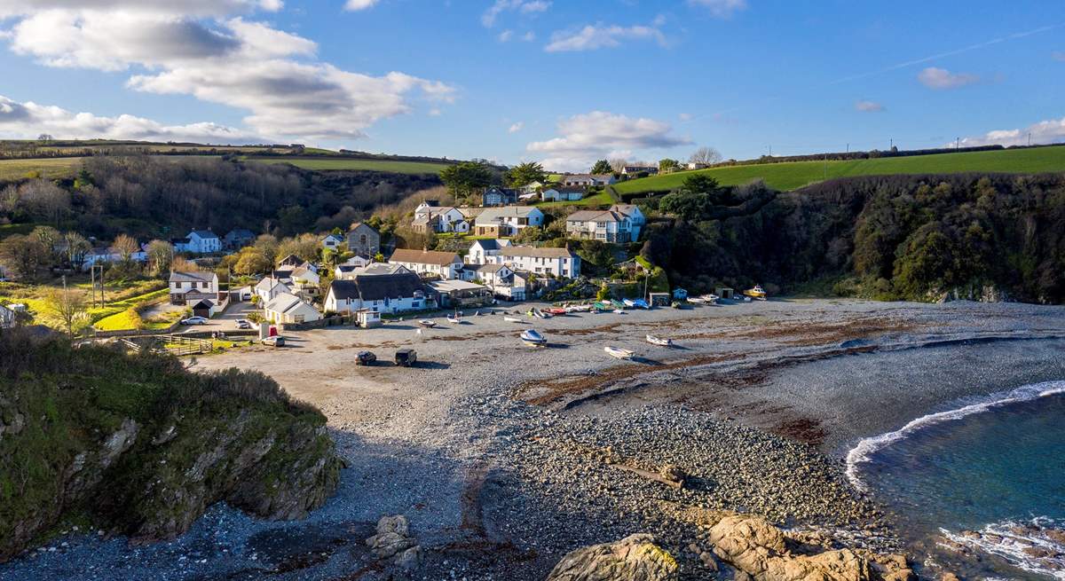 Porthallow beach in winter! There's not many places where the woodland is so close to the ocean.