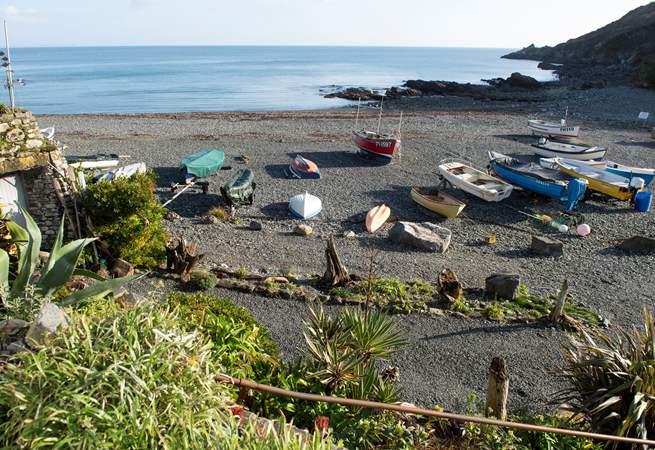 The gorgeous beach is a short walk away, mid way point on the South West Coast Path and you can see St Mawes!