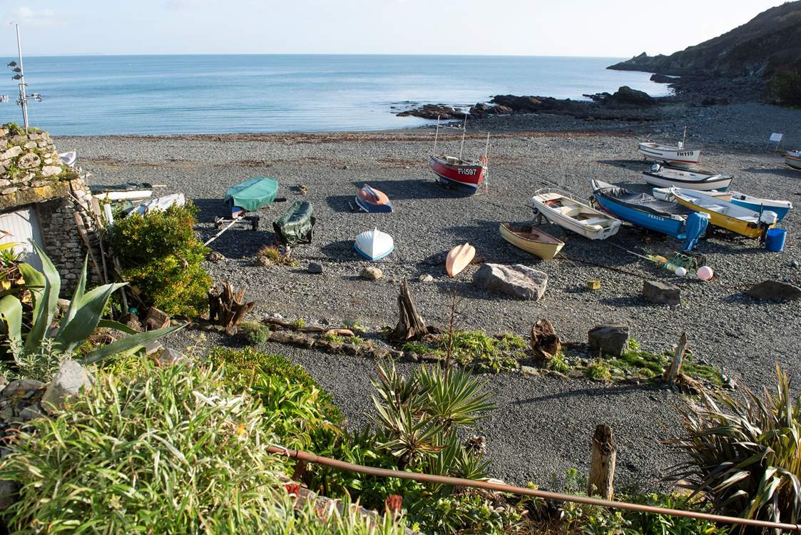 The gorgeous beach is a short walk away, mid way point on the South West Coast Path and you can see St Mawes!
