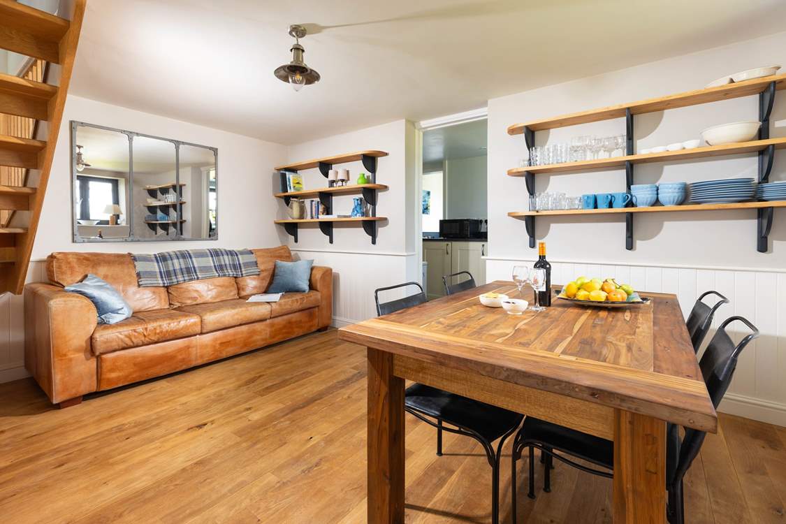 Discuss your plans for the day around the dining-table.