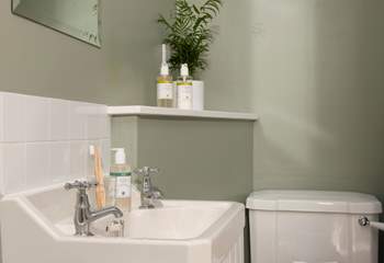 The en suite bathroom.