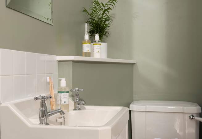 The en suite bathroom.