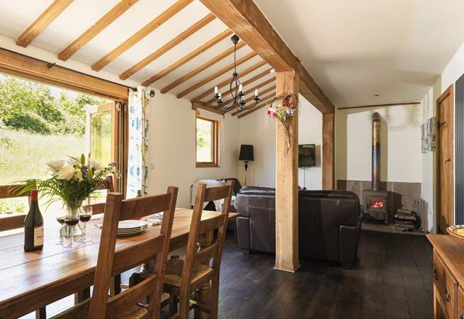 Relax with your loved ones in this welcoming open plan living and dining area.