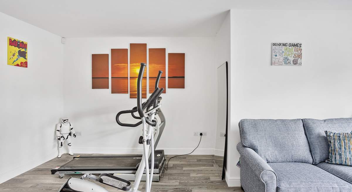 Burn off those extra holiday calories should you need to. This room also benefits from a sofabed should it be required.