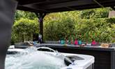 A hot tub and bar area for you to enjoy. - Thumbnail Image