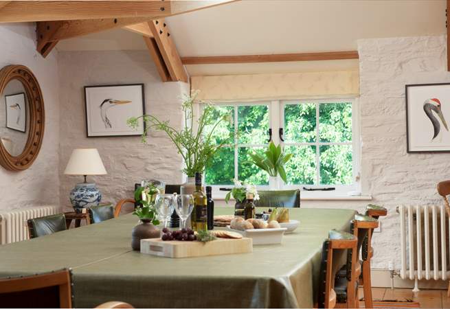 Perfect for gathering loved ones together.