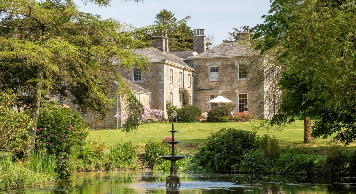 Come and enjoy a well deserved break at the beautiful Tresillian House.