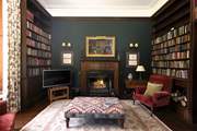 The open fire makes this a perfect retreat, all year round.
