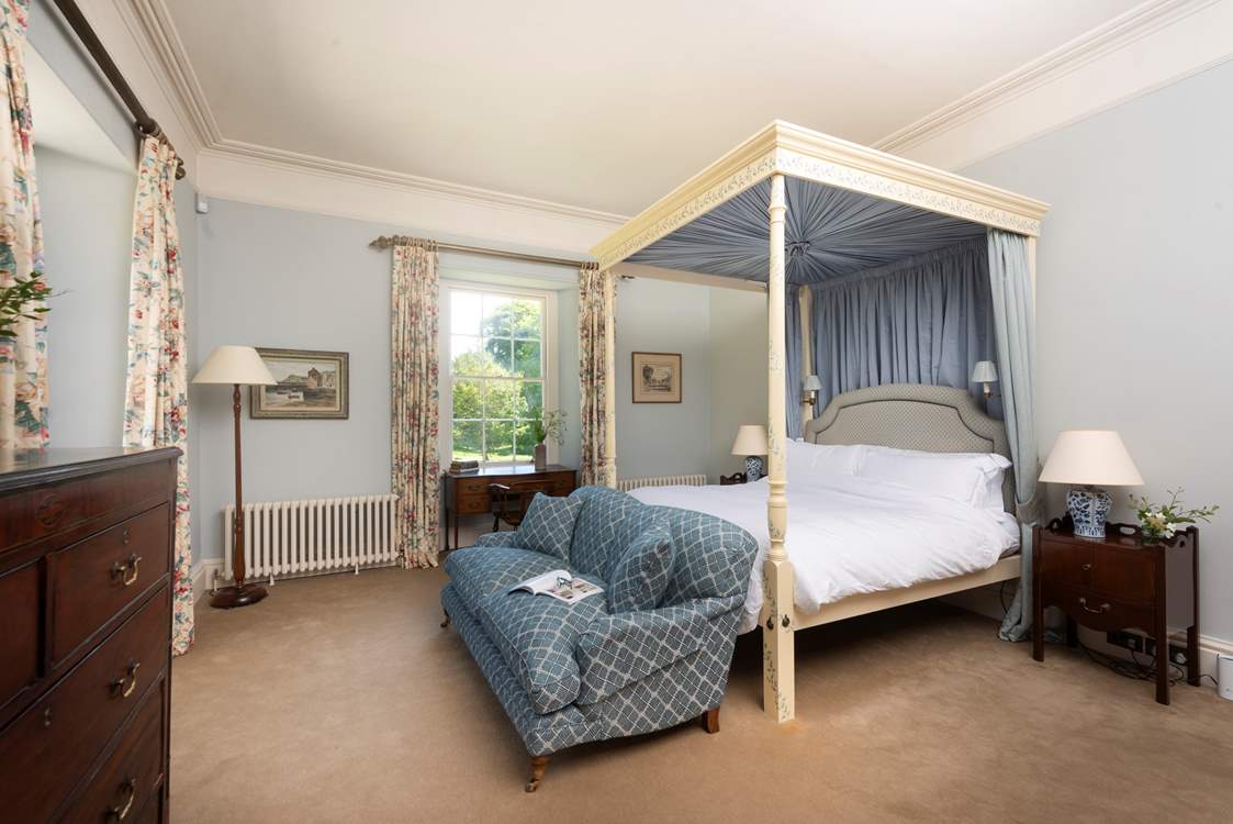 This double aspect room makes the most of the setting.
