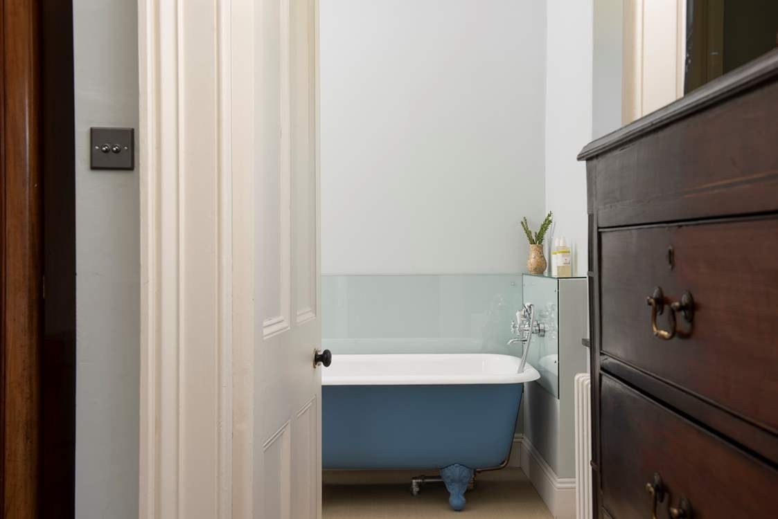 Enjoy leisurely soaks in the free-standing bath.