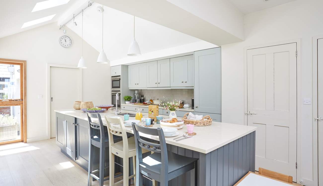 The kitchen has all the mod-cons you need to make some delightful holiday treats.