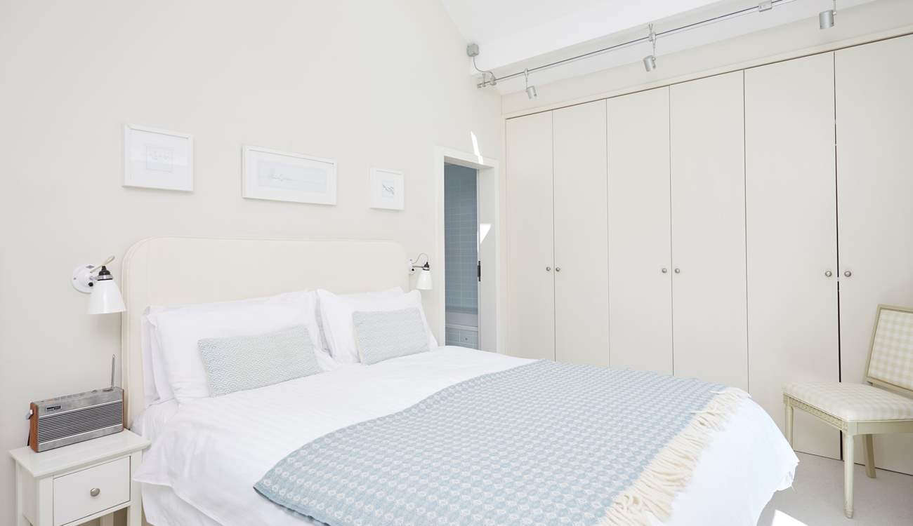 Beautiful built-in storage to accommodate plenty of clothing. 