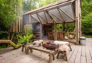 Koes cabin offers a stay in nature like no other. The sides of the cabin can be pulled down when you are ready for bed. 