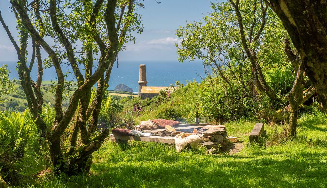 Soak up the spellbinding sea views as you gather around the various fire pits. 