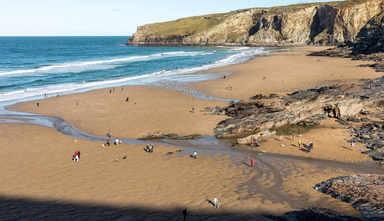 The sandy shores of Trebarwith Strand are right on your doorstep. 