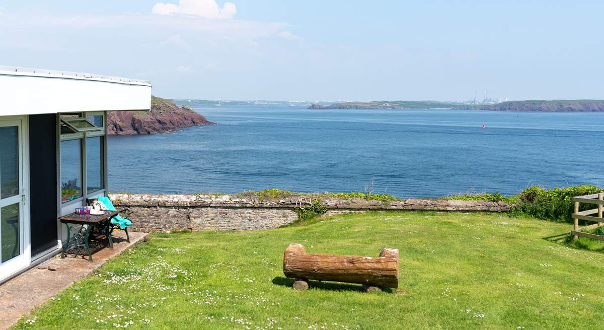 Haven High is surrounded by the never-ending sea and dramatic Pembrokeshire coastline. 