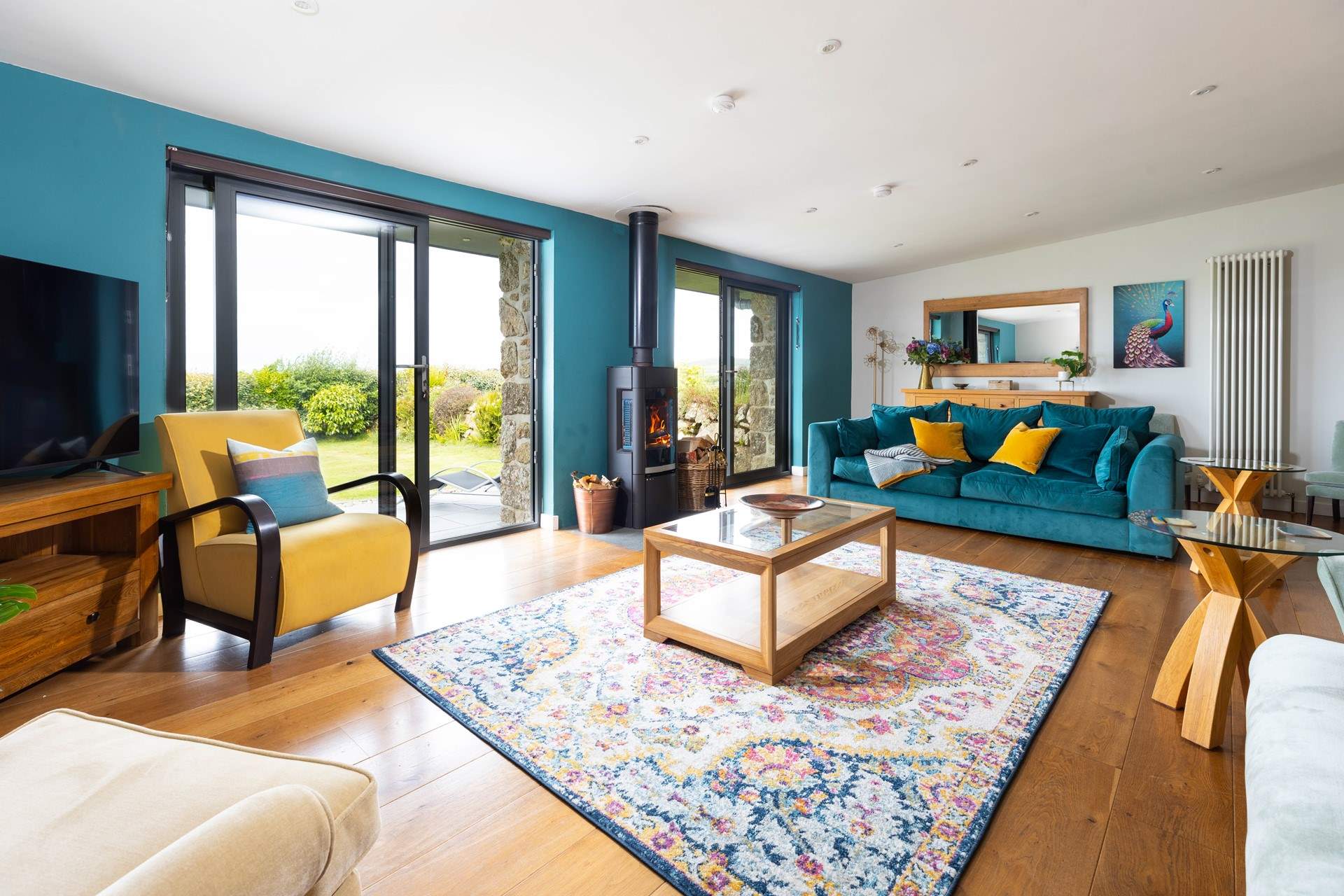 Slide open the doors in this gorgeous sitting-room.
