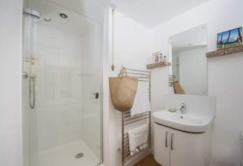 Bedroom 2 has an en suite shower-room.