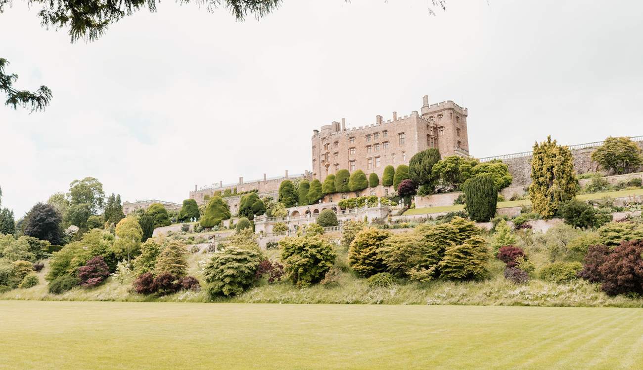 Powis Castle which is part of the National Trust, is again just a 30-minute drive. 