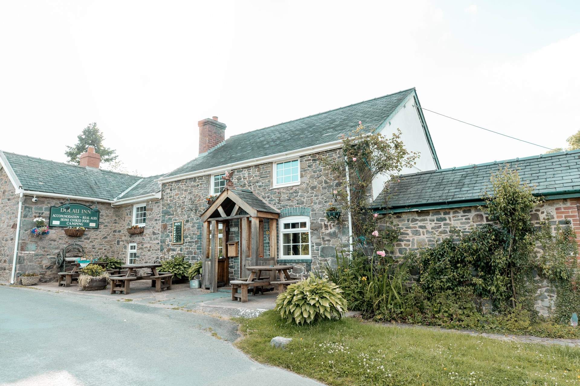 And if you fancy a night off cooking, head to the local pub the Dolau Inn for a delicious home-cooked meal. Please note this pub is cash only. 