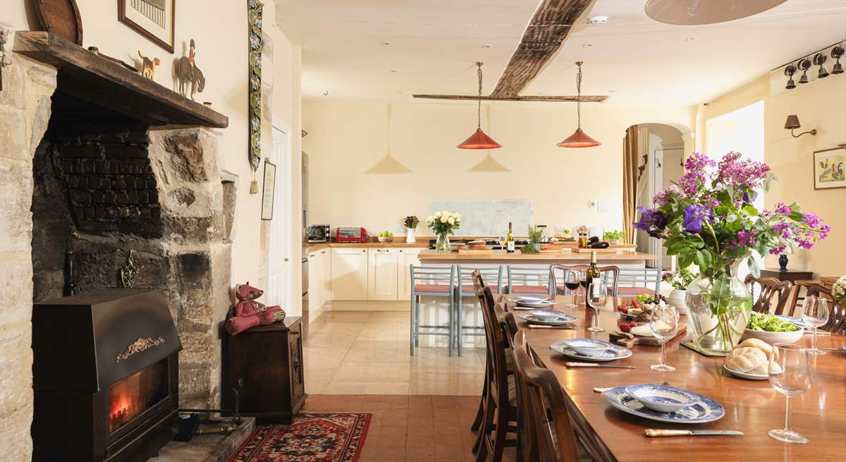 The view from the dining-area to the kitchen.