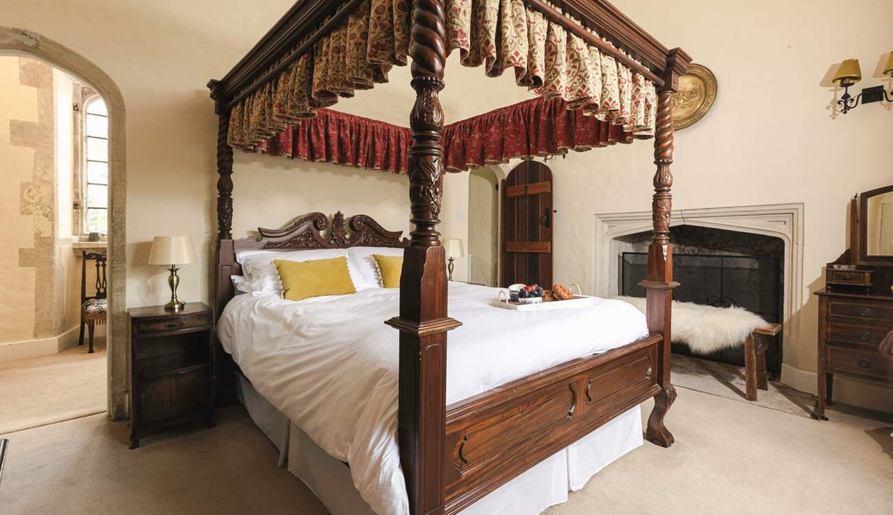 You'll sleep like a prince or princess in this beautiful four-poster bedroom.