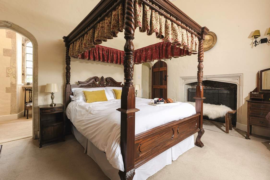 You'll sleep like a prince or princess in this beautiful four-poster bedroom.