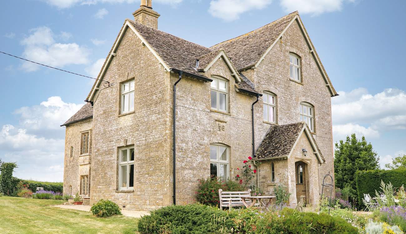 Welcome to King John's Palace, your holiday starts here!