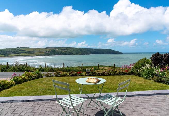 The perfect spot to watch the dolphins, often seen swimming in the bay. 