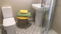 Stylish shower room on the ground floor. Ideal after a swim in the sea or a leisurely few hours in the hot tub. 
