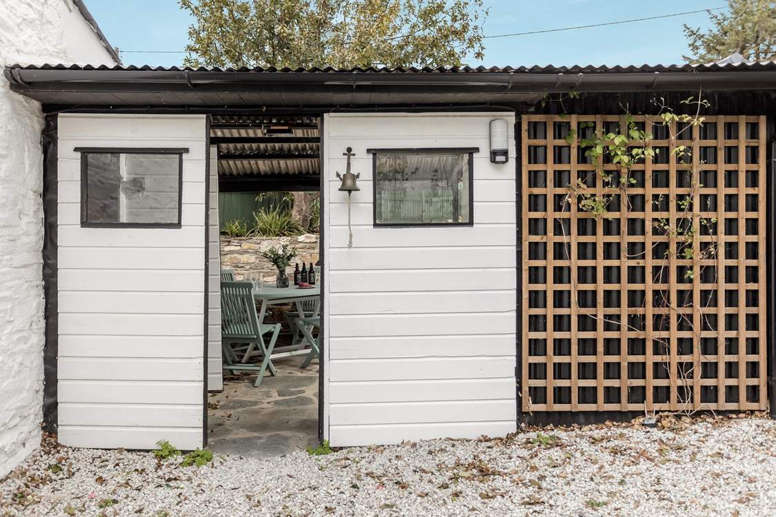 The sheltered dining-area provides an alternative option for dining outside.