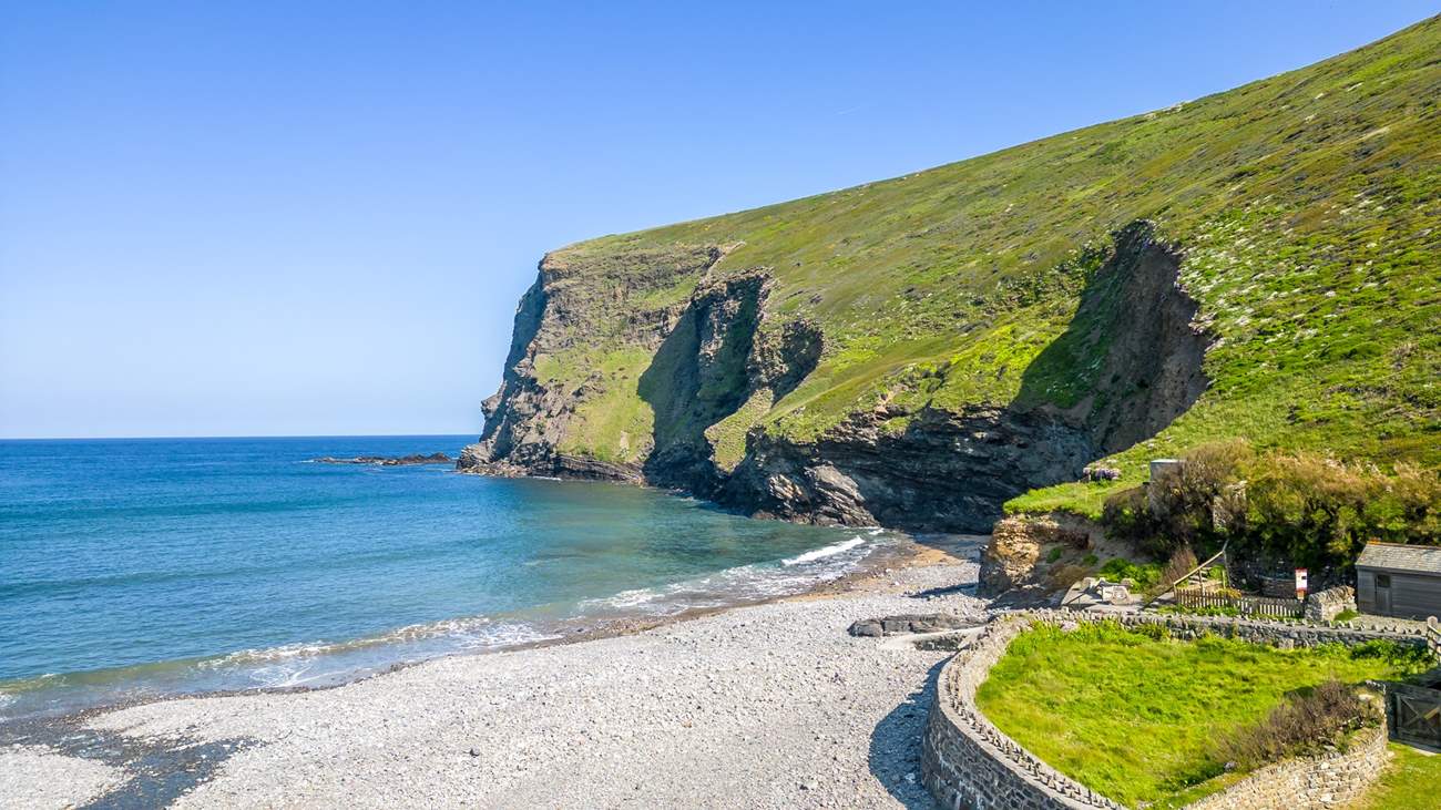 The pretty bay of Crackington Haven.