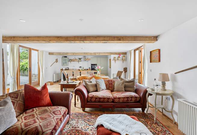 Welcome to The Threshing Barn!
The gorgeous double aspect open plan living-room.