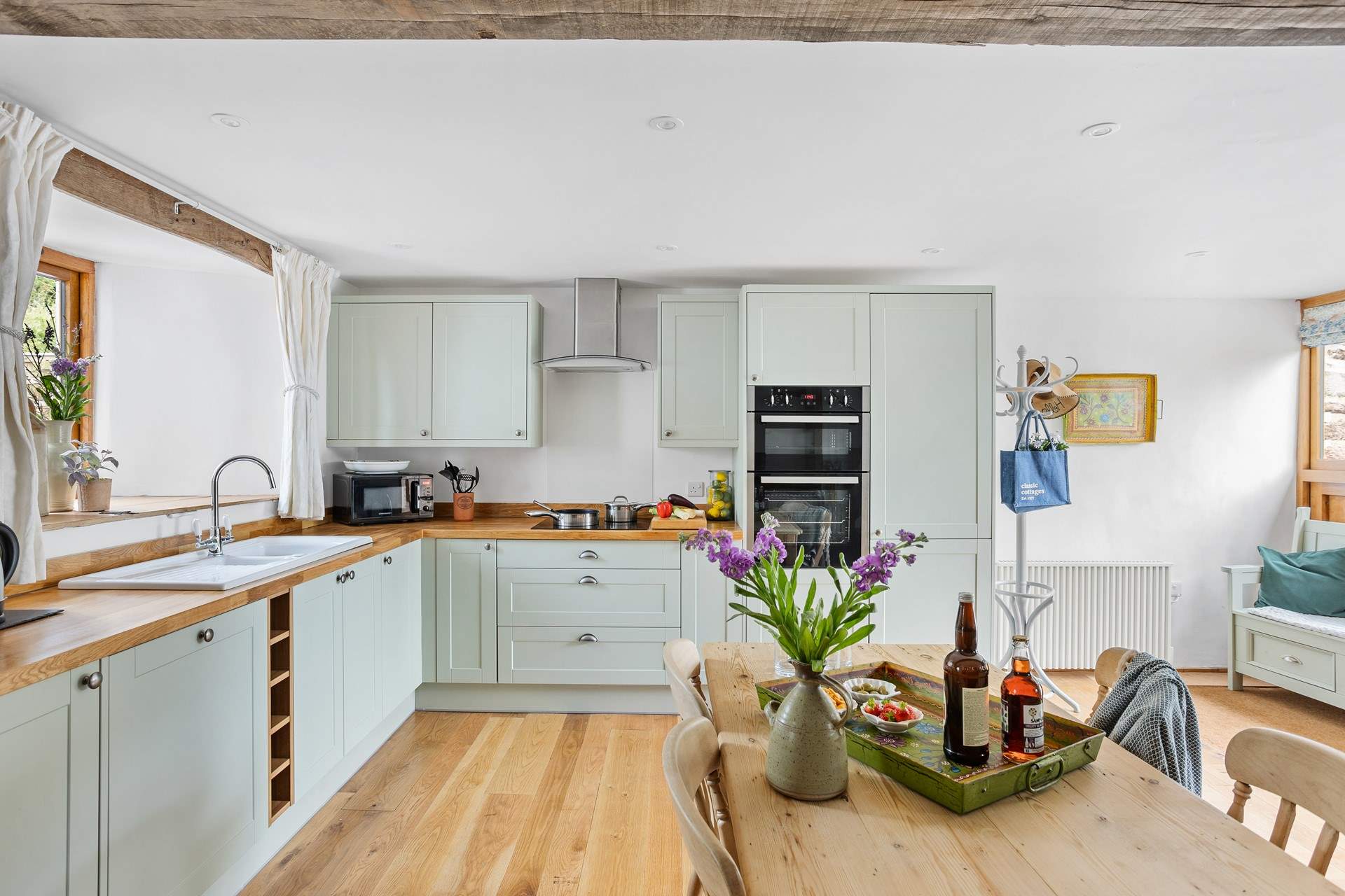 The fully equipped kitchen is the perfect spot to rustle up a lazy brunch each day.