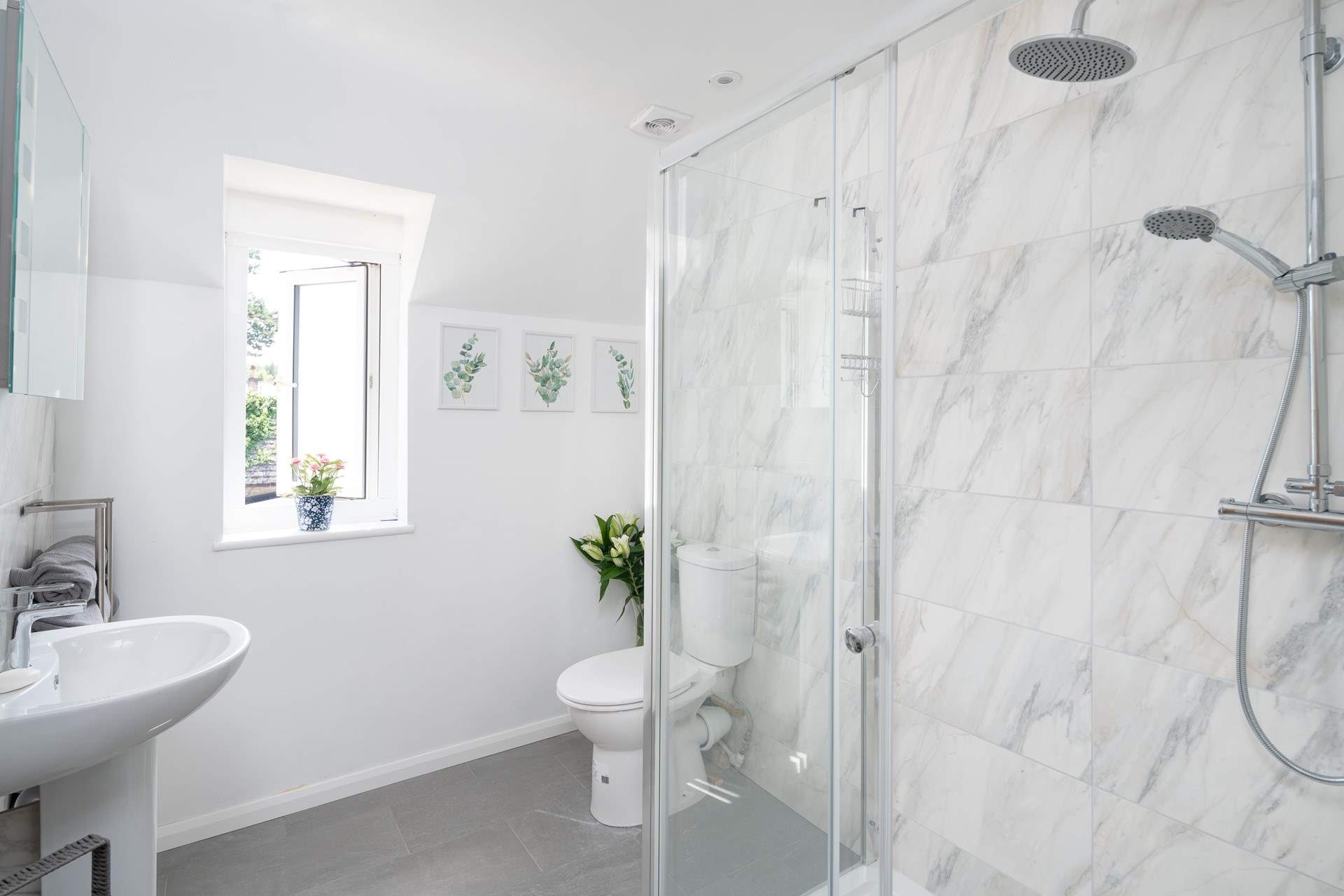 There is a contemporary and modern shower-room upstairs.