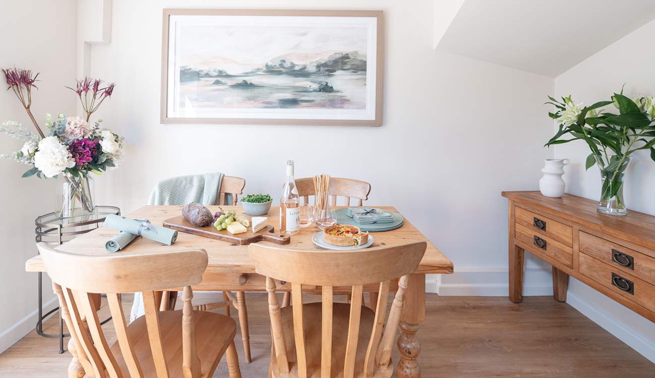 The kitchen has a lovely dining-area.