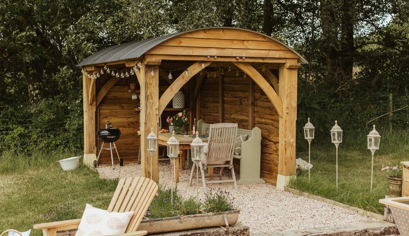 We love the al fresco dining area. 