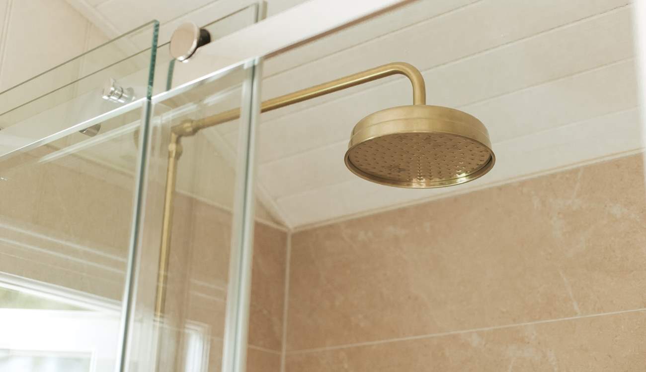 There's even a rainfall shower to enjoy. 