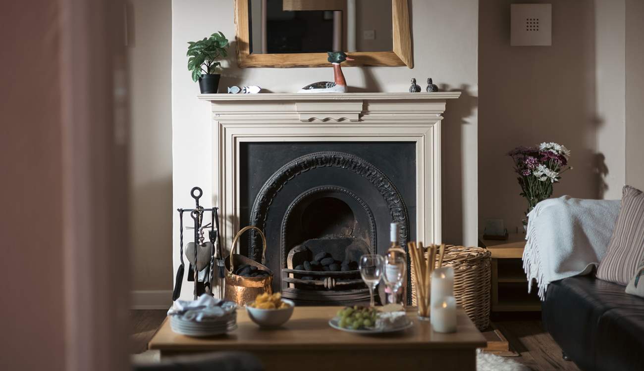 Light the fire on cooler evenings and snuggle on the sofas while enjoying a bite to eat.