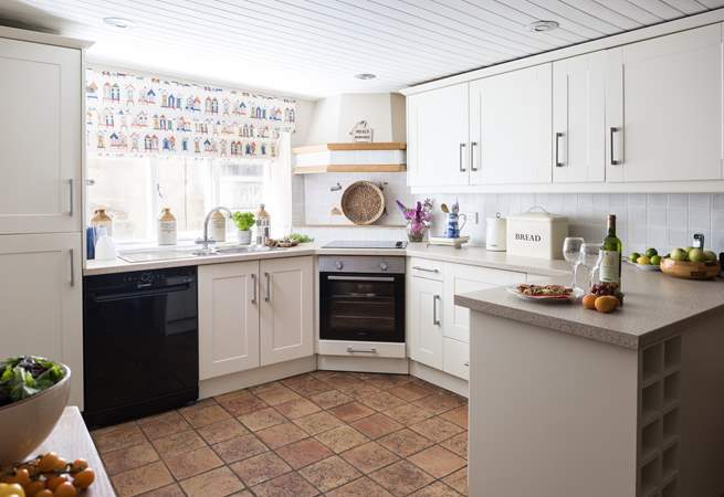 A great kitchen with everything the cook among you could need.