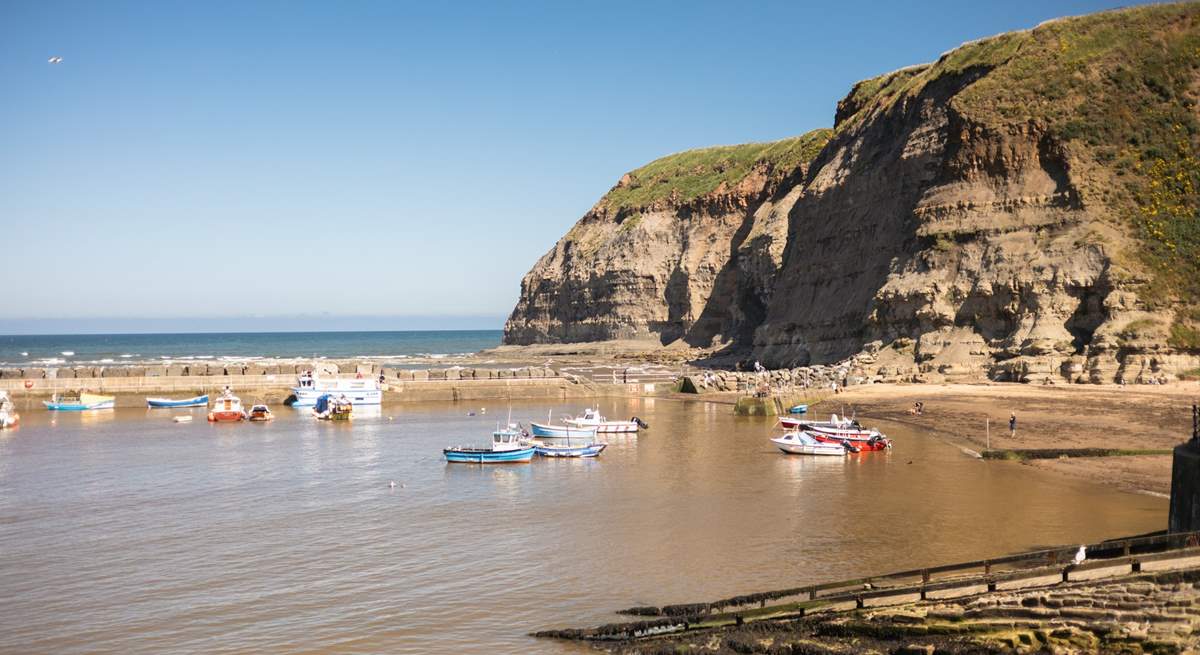 Watch the fishing boats in the harbour.