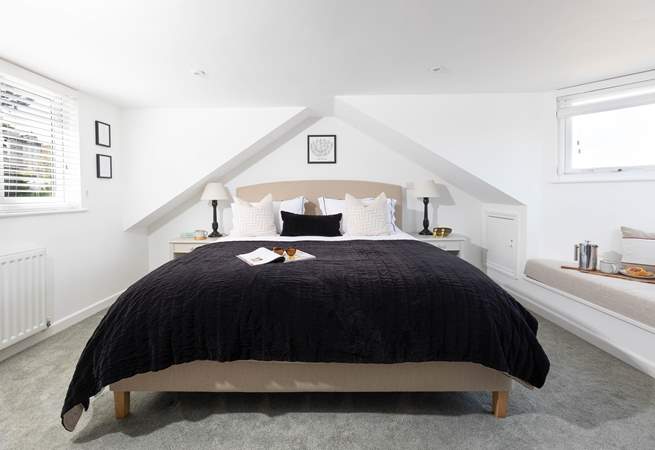 A bedroom which floods with light and a bird's eye view of Ilfracombe, simply watch the day unfold. 
