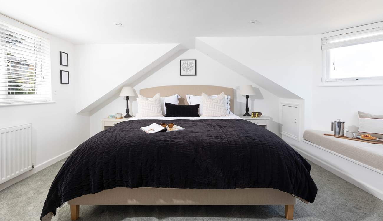 A bedroom which floods with light and a bird's eye view of Ilfracombe, simply watch the day unfold. 