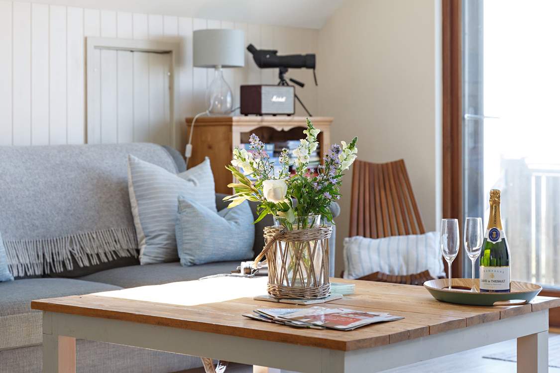 Dine on the first floor whilst watching the sailing boats or perhaps a seal!