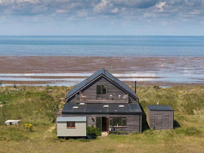 Wavecrest, Sleeps 8 in Heacham