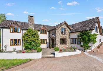 Welcome to the beautiful Lexhayne Mill.