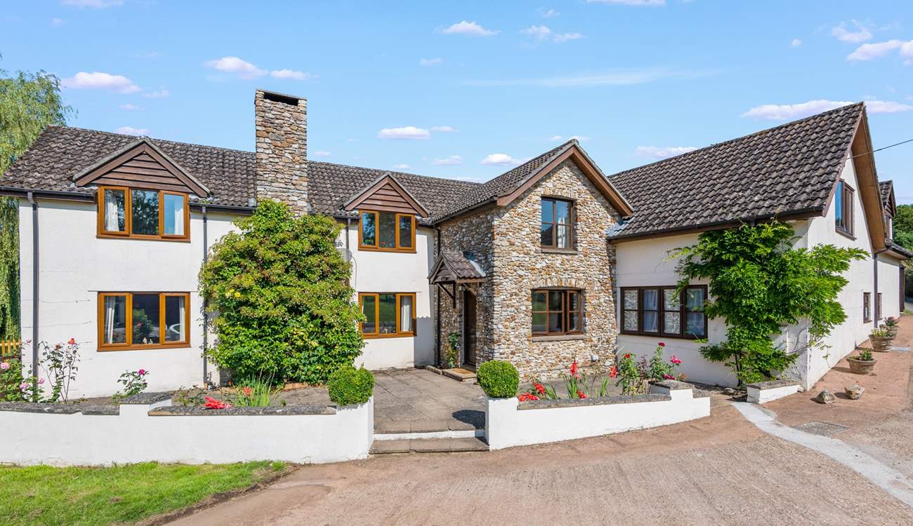 Welcome to the beautiful Lexhayne Mill.